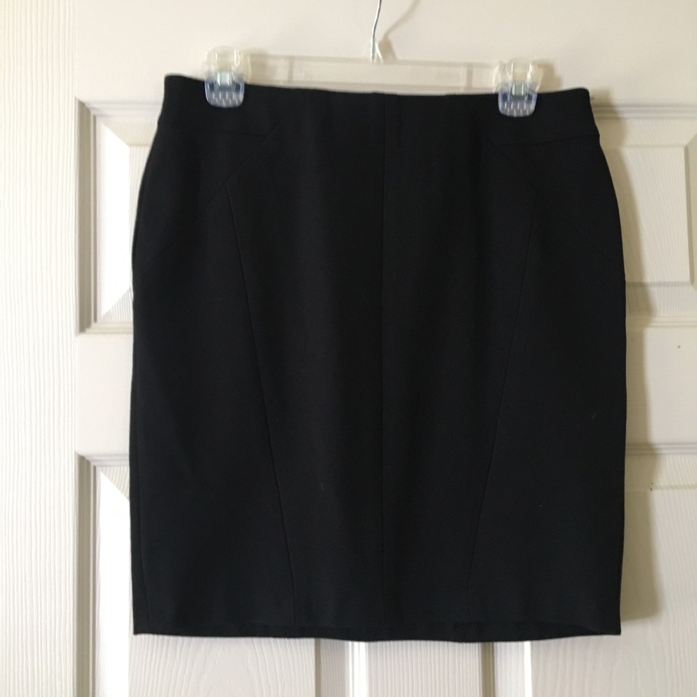 Blk skirt